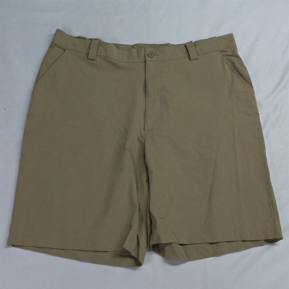 Under armour 40‎ x 9" Khaki 1201015 Bent Grass Golf Shorts - Picture 1 of 7